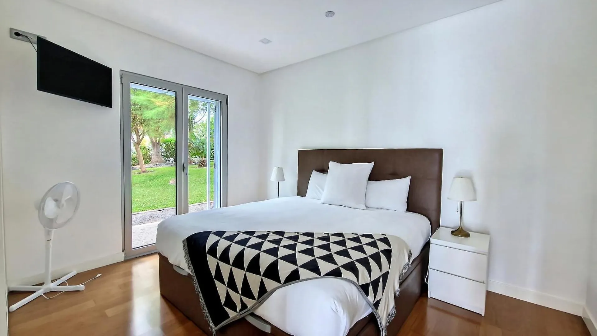Villa Madeira By Lovelystay Canico  Canico (Madeira)