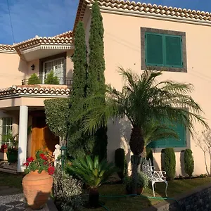 Tagus Garajau Villa