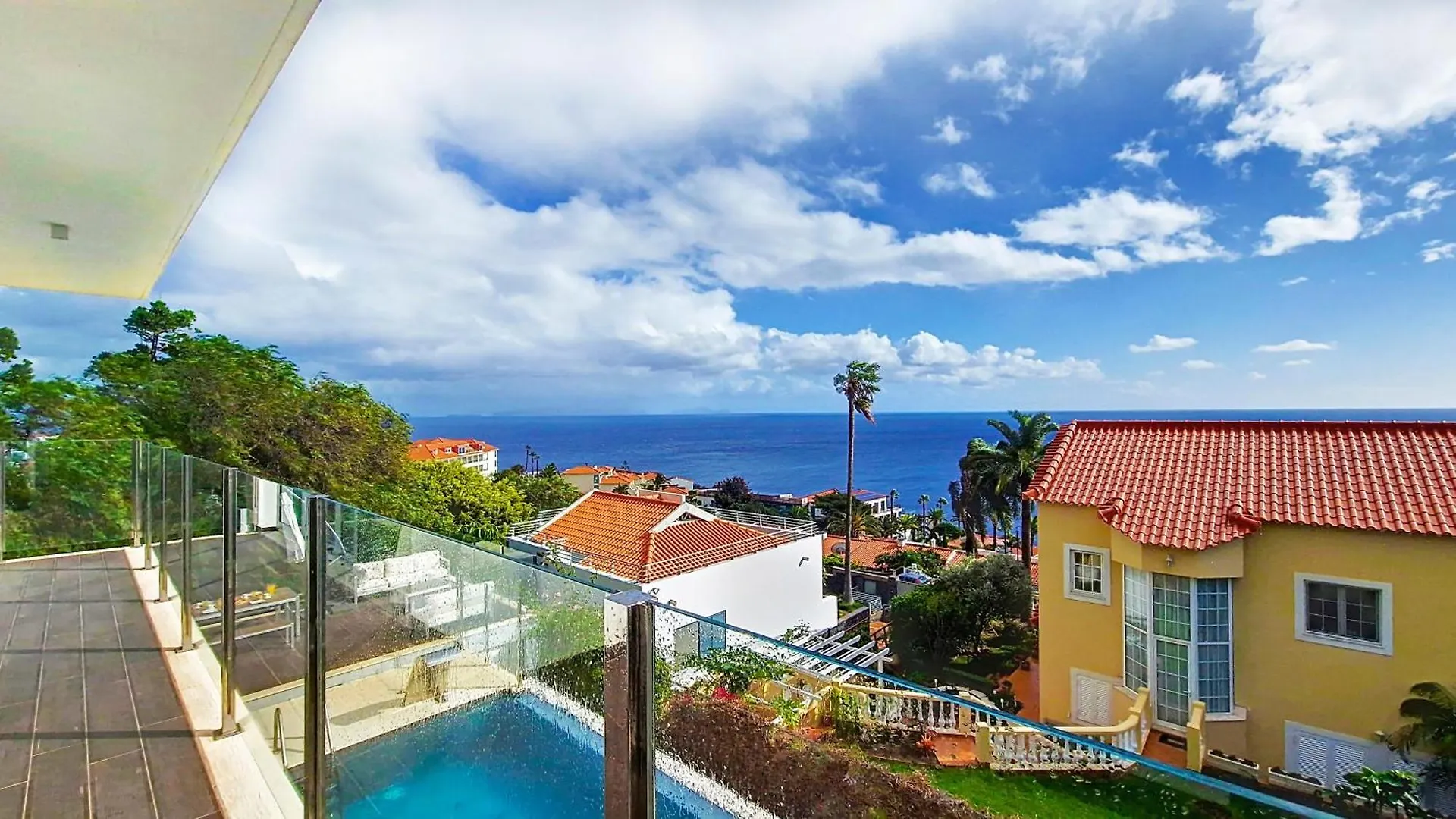 Villa Madeira By Lovelystay Caniço 0*,  Portugal