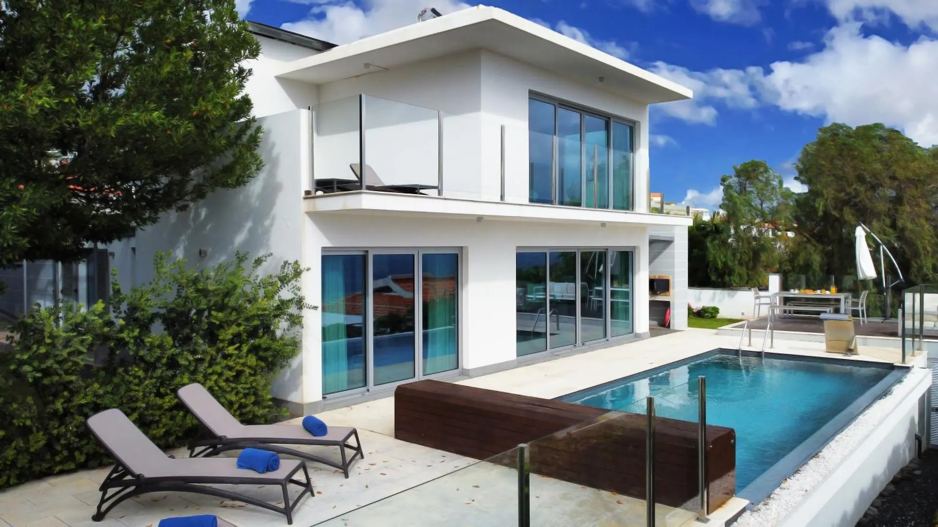 Villa Madeira By Lovelystay Caniço 0*,